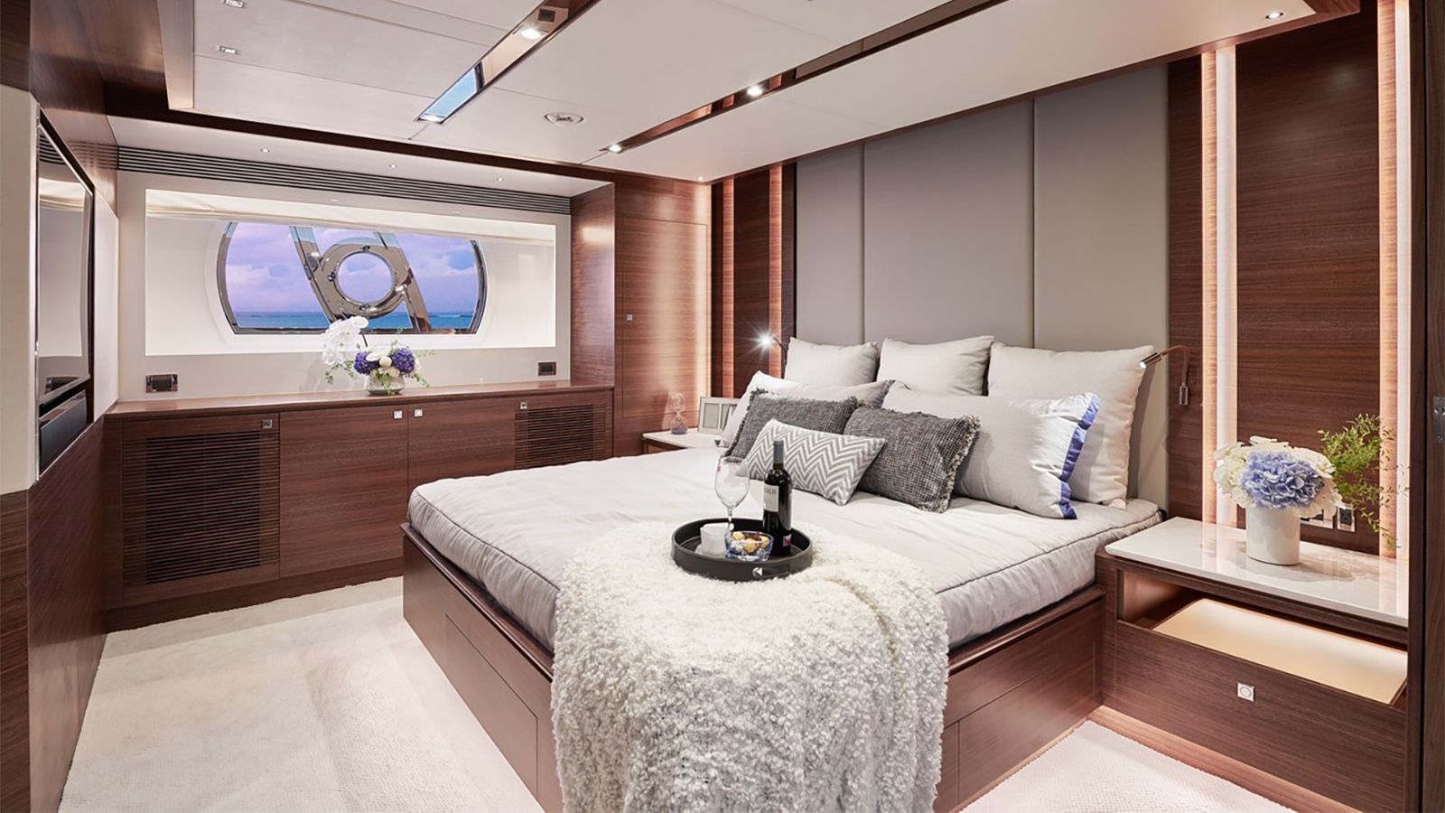 NAYA MARYN-15-gallery