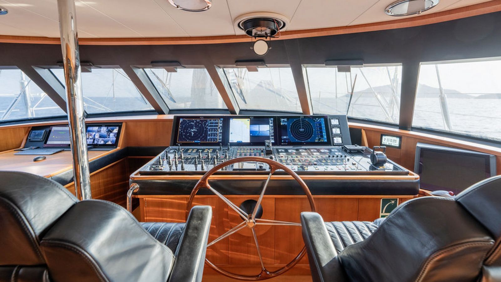 Almyra II-23-gallery