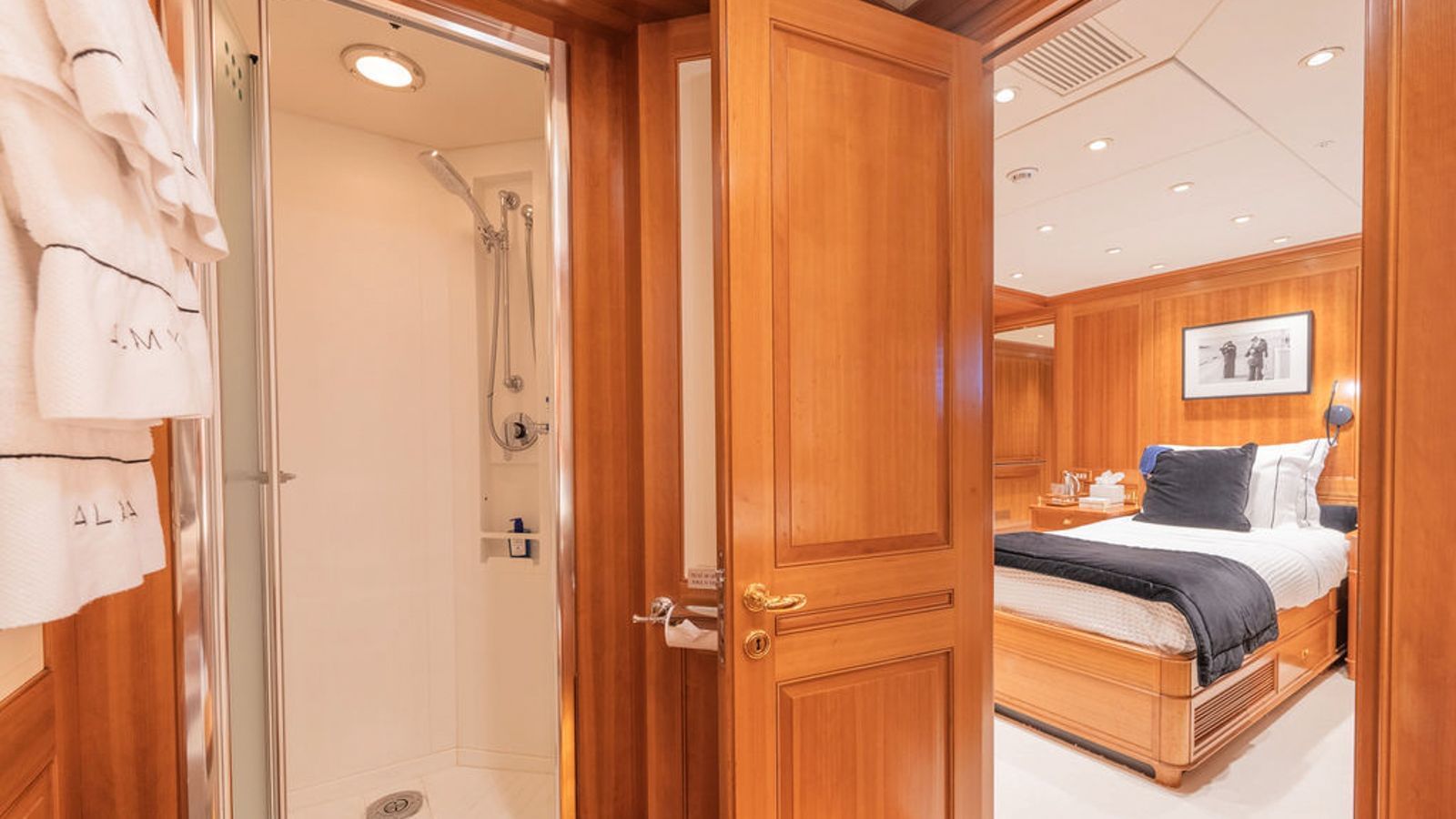 Almyra II-38-gallery