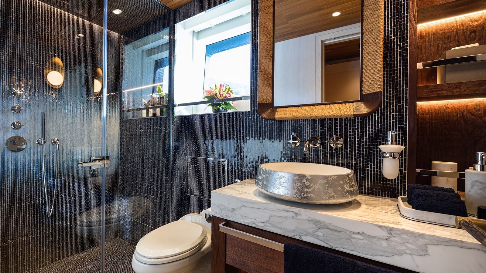 King Benji-44-gallery