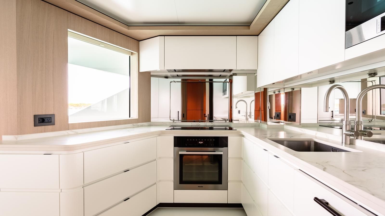 Moonen 110 Mustique-53-gallery